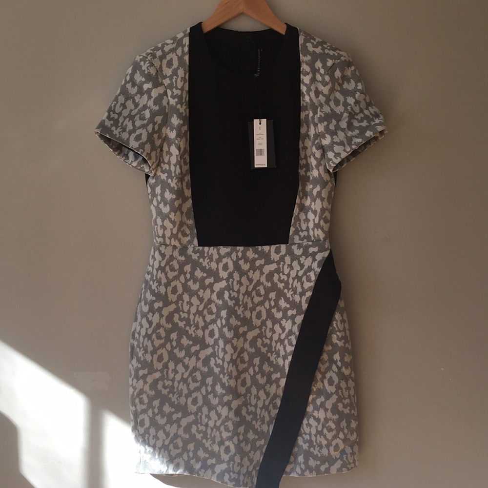 SALE‼️ Walter Baker Asymmetrical Dress